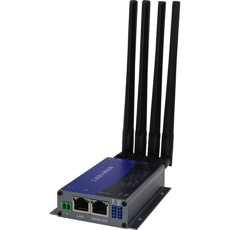 5G工业路由器IR2700